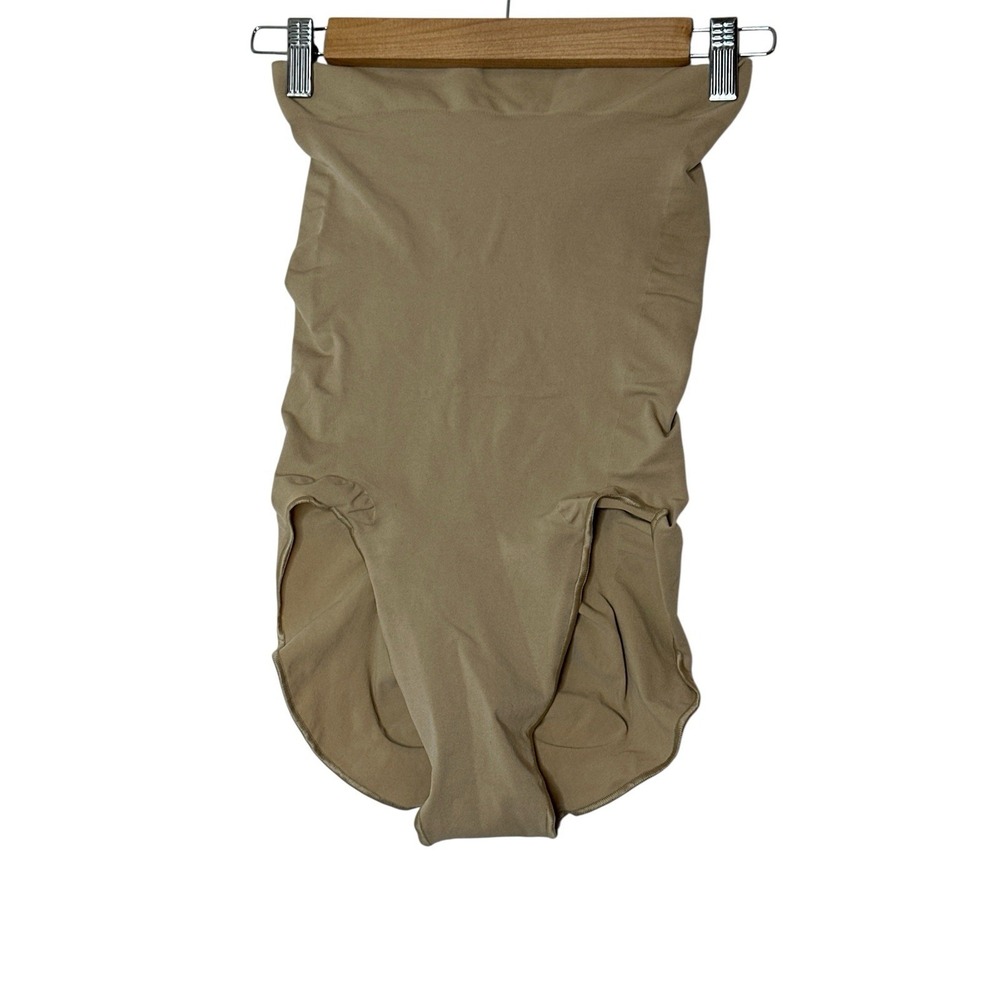 Skims Seamless Sculpt Mid Waist Brief Size 2X Plus Beige‎ NWOT